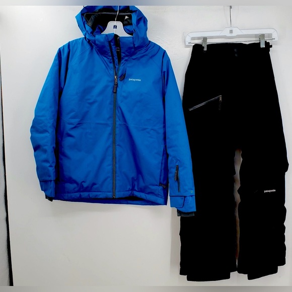 EC Patagonia Snowshot Ski Blue Jacket with Snowshot Black Pants